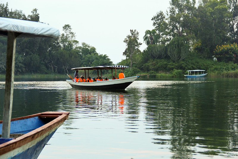rwanda boat